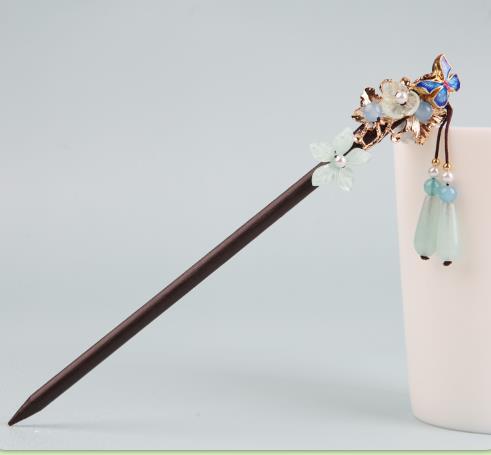 Oriental Carp Chinese Hairpin