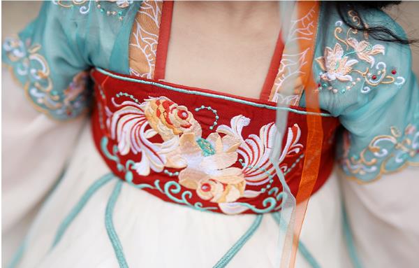 Oriental Carp Chinese Clothing